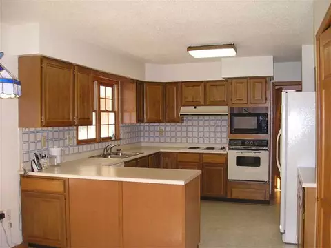 1315 Summers Dr, Pendleton, SC 29670 photo 13