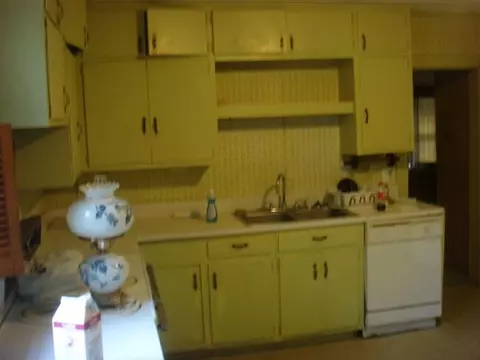 309 Gassaway St, Central, SC 29630 photo 6