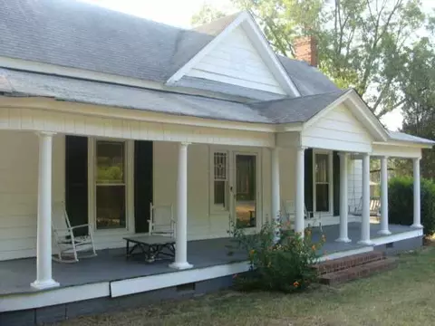 1402 Sexton Gin Rd, Starr, SC 29684 photo 5