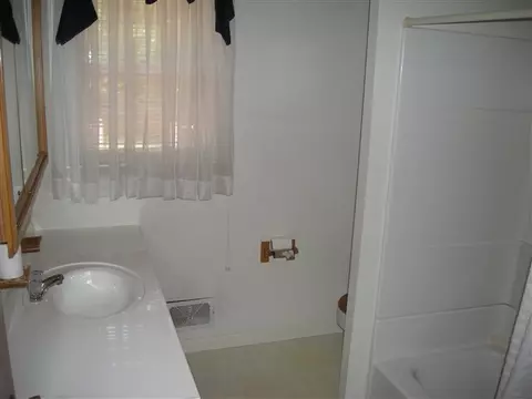 3048 Forest Dr, Seneca, SC 29672 photo 10