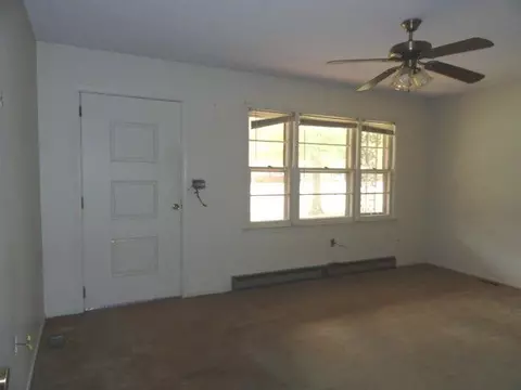 1801 Bolt Dr, Anderson, SC 29621 photo 4