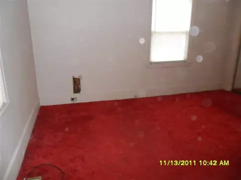 75 E Cork St, Ware Shoals, SC 29692 photo 7