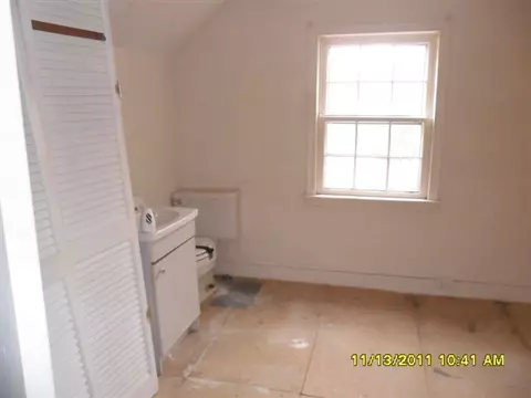 75 E Cork St, Ware Shoals, SC 29692 photo 13