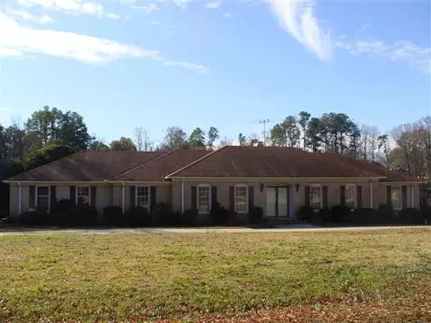 1300 Wendover Way, Anderson, SC 29621 photo 1
