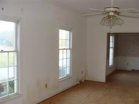 1300 Wendover Way, Anderson, SC 29621 photo 4