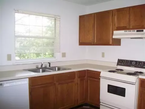 105 Pendleton Ct C4, Easley, SC 29640 photo 3