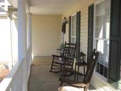 113 Greenvale Dr, Easley, SC 29640 photo 4