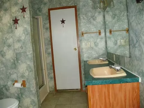 901 Martin Rd, Starr, SC 29684 photo 10