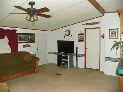 901 Martin Rd, Starr, SC 29684 photo 2