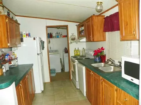 901 Martin Rd, Starr, SC 29684 photo 7