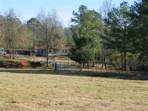 901 Martin Rd, Starr, SC 29684 photo 6