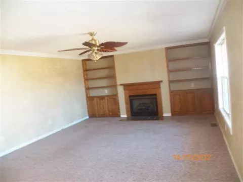 101 Joy Cir, Anderson, SC 29621 photo 2