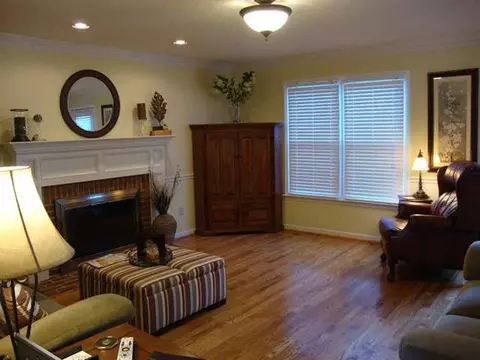 113 Highbourne Ct, Easley, SC 29642 photo 3