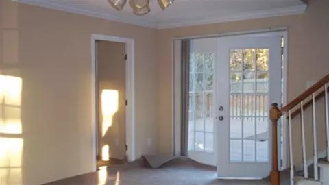233 White Oak Rd, Central, SC 29630 photo 5