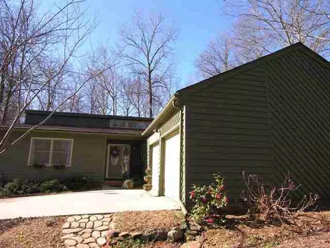 226 Heather Dr, Central, SC 29630 photo 1