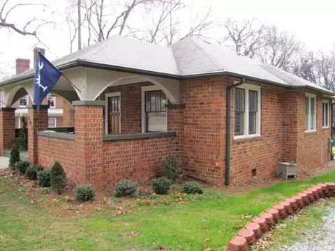 208 E South 3rd St, Seneca, SC 29672 photo 3
