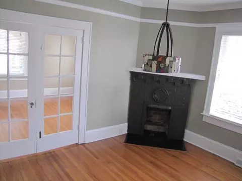 208 E South 3rd St, Seneca, SC 29672 photo 6