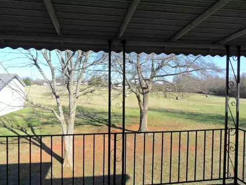 196 Mill St, Pelzer, SC 29669 photo 6