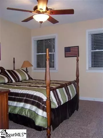 128 Cater Dr, Easley, SC 29642 photo 15