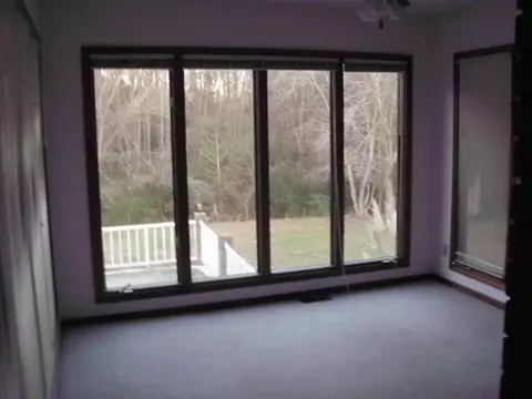 700 Pinewood Dr, Pendleton, SC 29670 photo 6