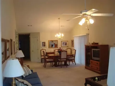 102 Baldwin Pl, Easley, SC 29642 photo 3