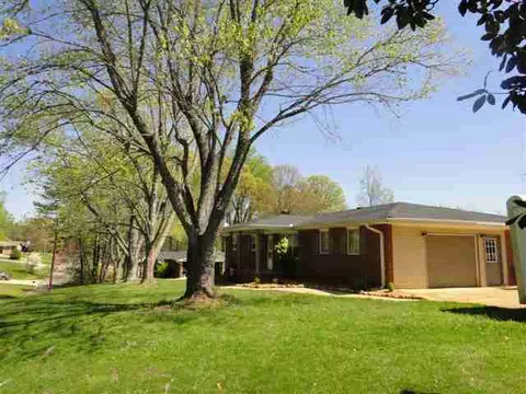 114 Dorr Cir, Easley, SC 29640 photo 3