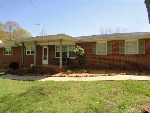 114 Dorr Cir, Easley, SC 29640 photo 1