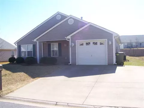 244 Spring St, Duncan, SC 29334 photo 3