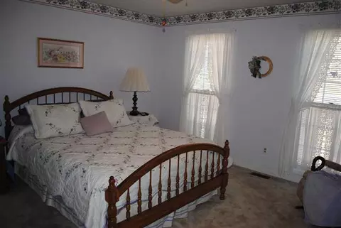 221 Evans Dr, Central, SC 29630 photo 9
