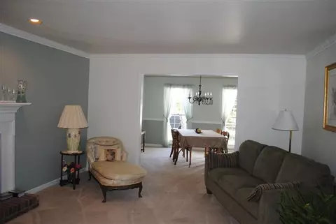 221 Evans Dr, Central, SC 29630 photo 5