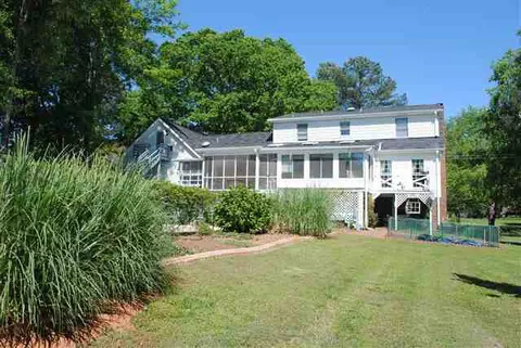 221 Evans Dr, Central, SC 29630 photo 2