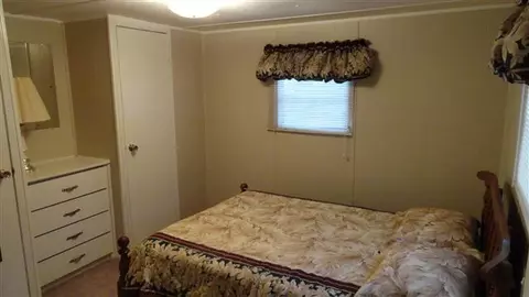 129 Peninsula Dr, Starr, SC 29684 photo 12