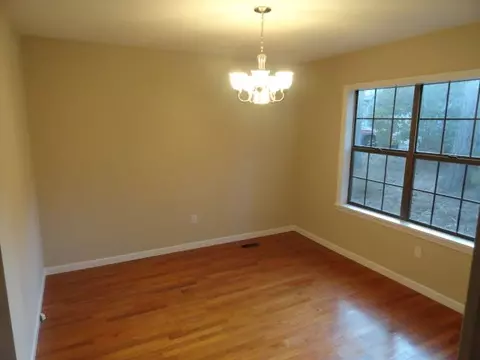 109 Berkeley Ct, Clemson, SC 29631 photo 3
