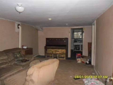 313 N Mechanic St, Pendleton, SC 29670 photo 3