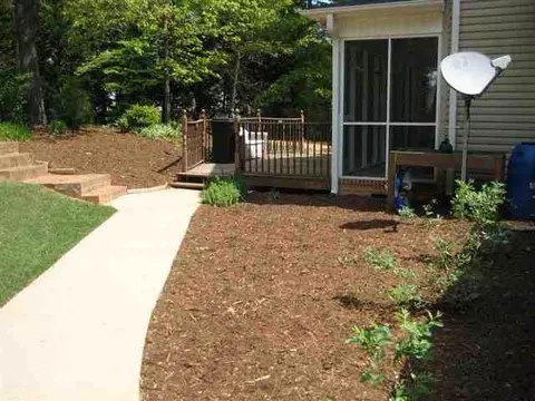102 Dewberry Ct, Easley, SC 29642 photo 22