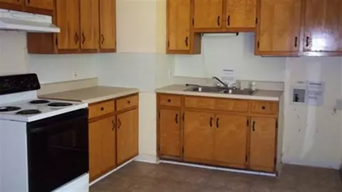 128 Curtis Cir, Clemson, SC 29631 photo 3