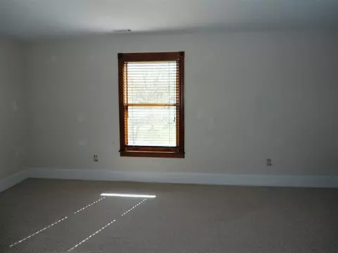 421 Pace Valley Rd, Easley, SC 29640 photo 17