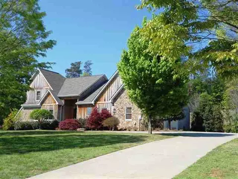 421 Pace Valley Rd, Easley, SC 29640 photo 25