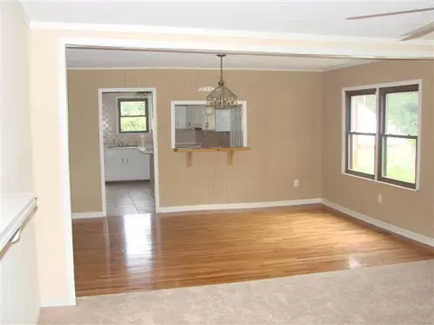 203 Baynard St, Easley, SC 29640 photo 7
