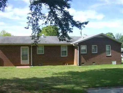 401 Frank St, Easley, SC 29642 photo 3