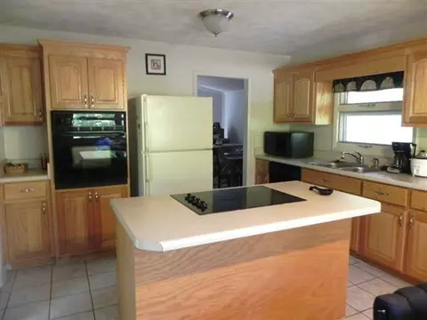 130 Cobblestone Dr, Central, SC 29630 photo 6