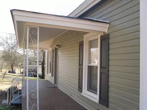 200 S 9th St, Easley, SC 29640 photo 4