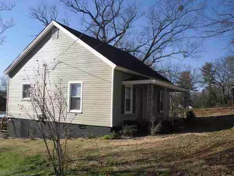 200 S 9th St, Easley, SC 29640 photo 2