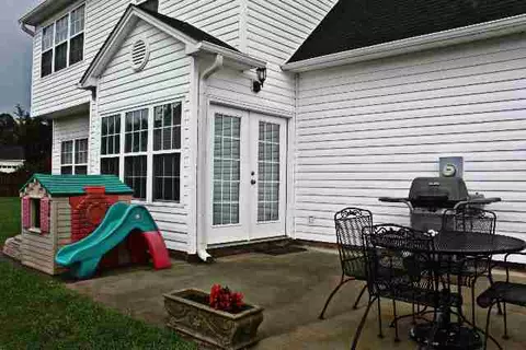 100 Canvasback Ct, Easley, SC 29642 photo 4