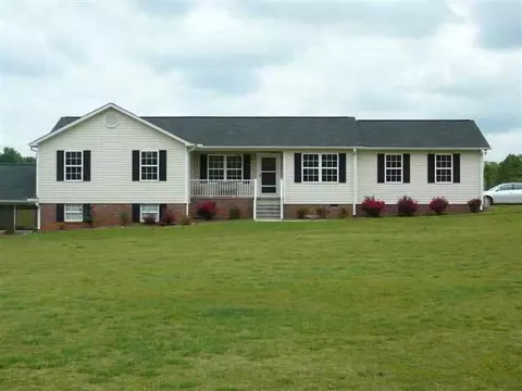 630 Abercrombie Rd, Honea Path, SC 29654 photo 1