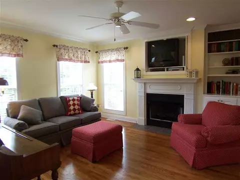 204 Village Way, Pendleton, SC 29670 photo 4