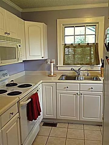 522 E Main St, Pendleton, SC 29670 photo 10