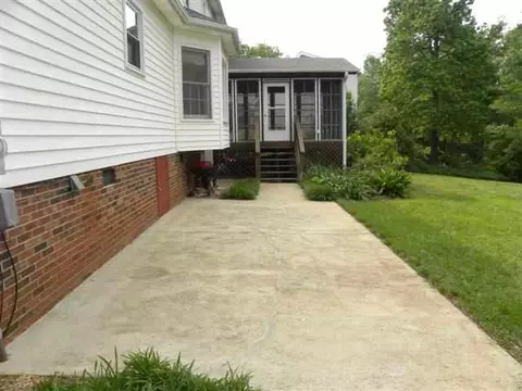 103 Hanford Close, Easley, SC 29642 photo 17