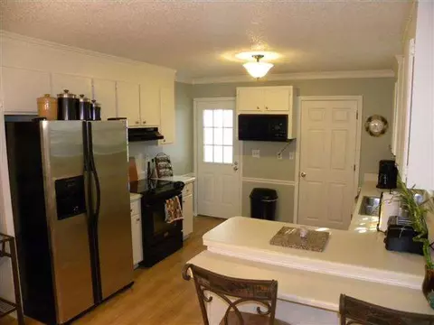 106 Allison Ct, Easley, SC 29642 photo 4