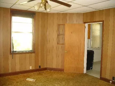 35 Ames St, Seneca, SC 29678 photo 4